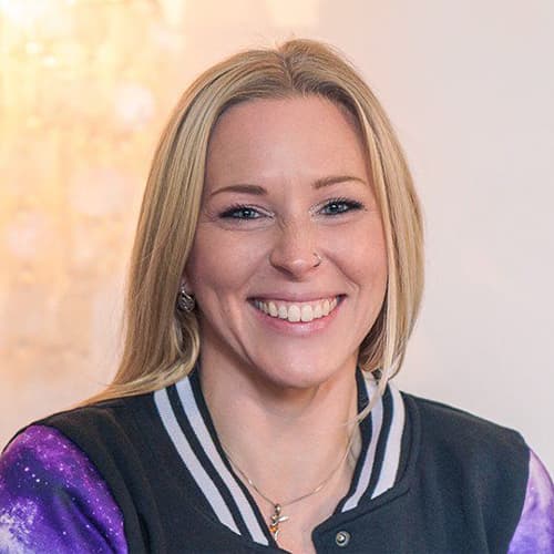 Conny Lösel - Krümel Fee, Familien-Gesundheits- und Kinderkrankenpflegerin