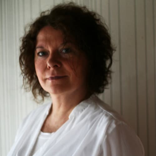 Hebamme Yvonne Marek - 30 Jahre Erfahrung in Geburtshilfe und Wochenbettbetreuung